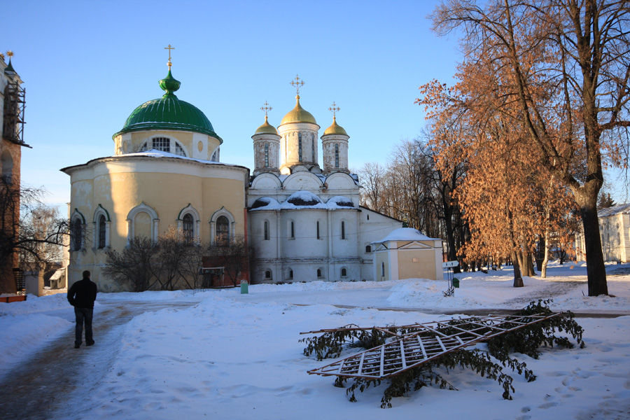 Спасо Преображенский монастырь Ярославль зимой