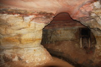 Левобережная пещера