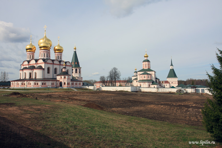 Валдайский Иверский Богородицкий Святоозерский мужской монастырь