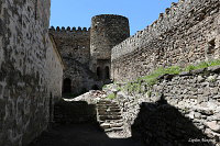 Замок Ананури