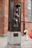 Рига (Riga) Памятник Бременским музыкантам