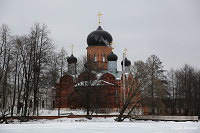 Свято-Введенский островной монастырь 