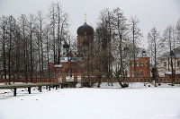 Свято-Введенский островной монастырь 