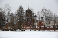 Свято-Введенский островной монастырь 