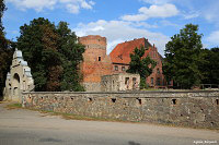 Замок в Пензино (Pęzino)