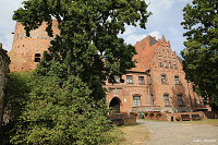 Замок в Пензино (Pęzino)