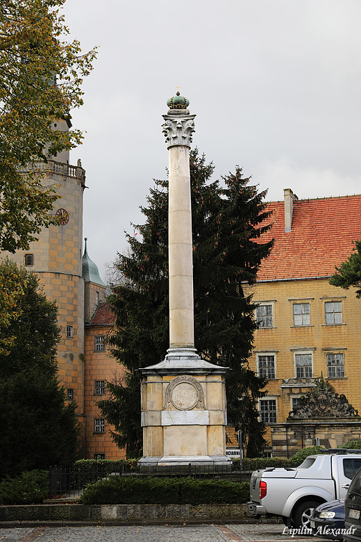 Олесницкий замок  - Олесница (Oleśnica) - Польша (Polska)