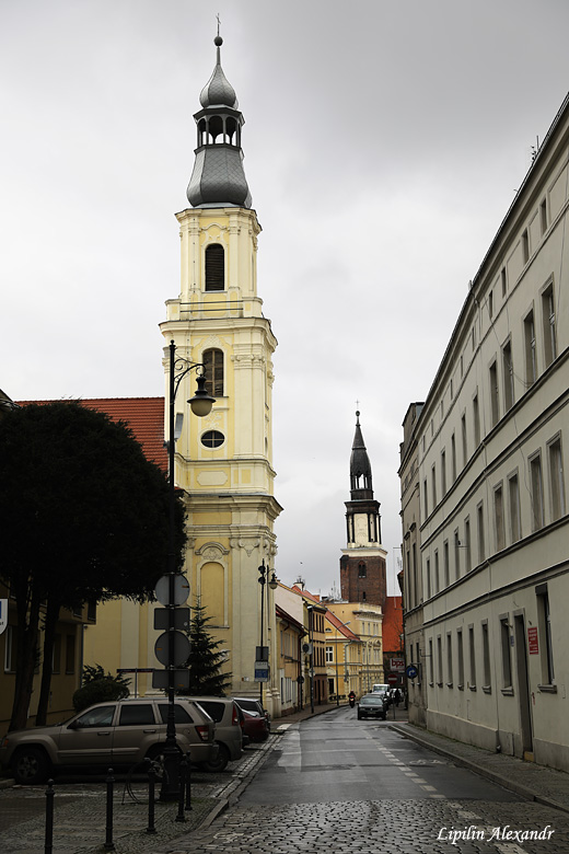 Олесницкий замок  - Олесница (Oleśnica) - Польша (Polska)