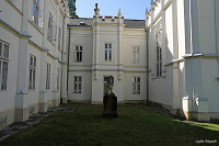 Замок Брунсвик - Мартонвашар (Martonvásár) 