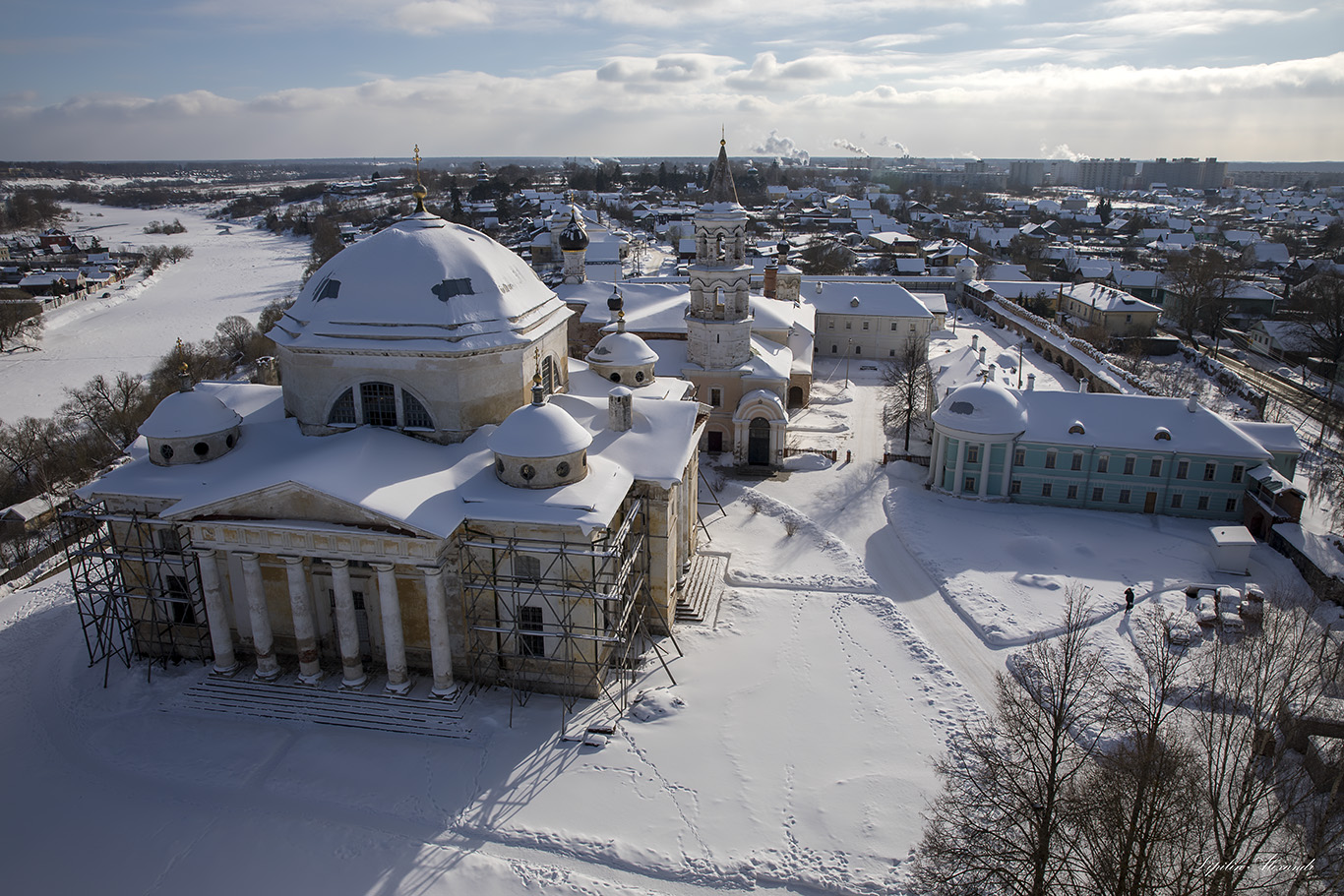 Новоторжский Борисоглебский монастырь