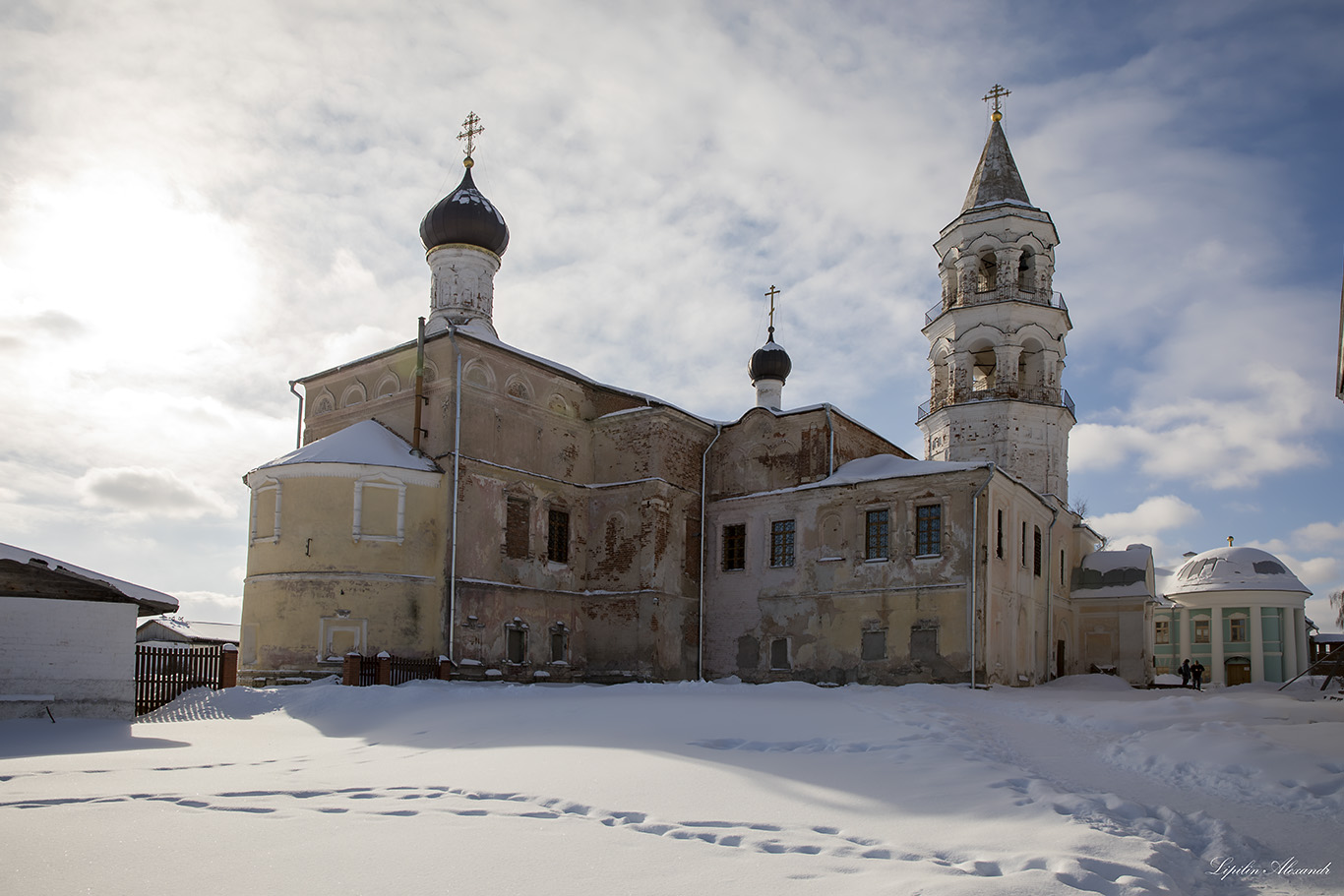 Новоторжский Борисоглебский монастырь