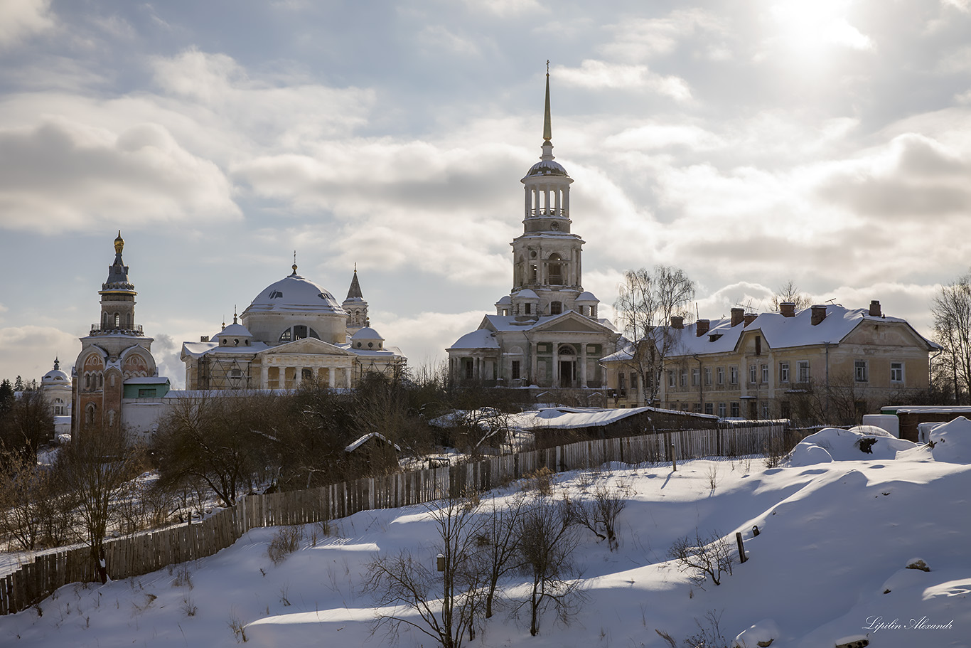 Новоторжский Борисоглебский монастырь