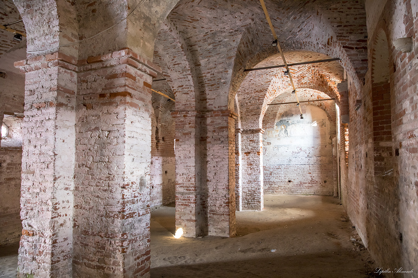 Монастырь Стаффорд -Abbazia di Santa Maria di Staffarda 