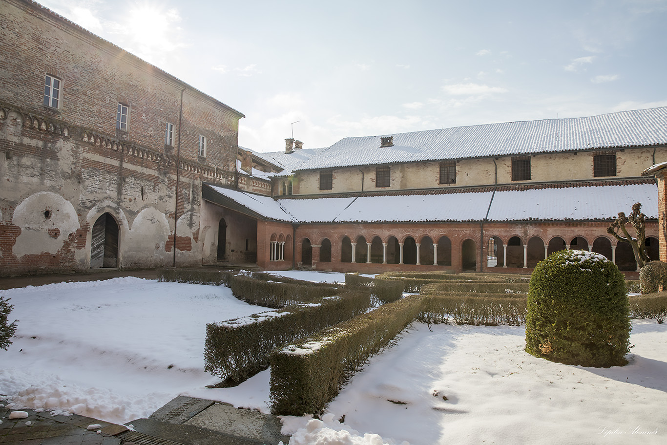 Монастырь Стаффорд -Abbazia di Santa Maria di Staffarda 