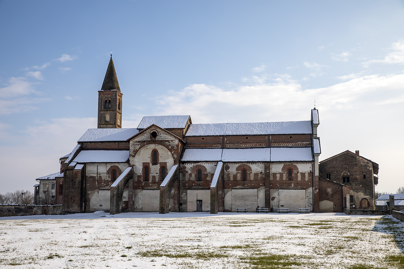 Монастырь Стаффорд -Abbazia di Santa Maria di Staffarda 