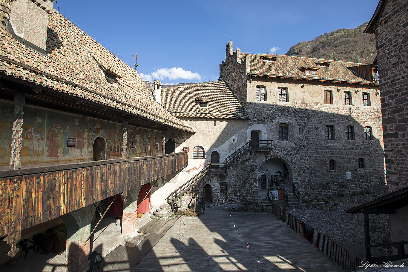 Замок Ронколо (Рункельштайн) Больцано (Bolzano) - Италия (Italia)