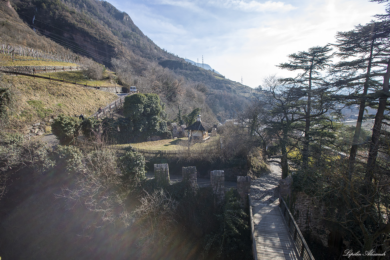 Замок Ронколо (Рункельштайн) Больцано (Bolzano) - Италия (Italia)