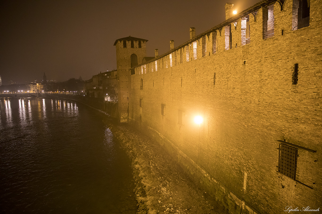 Замок Кастельвеккьо Верона (Verona) - Италия (Italia)