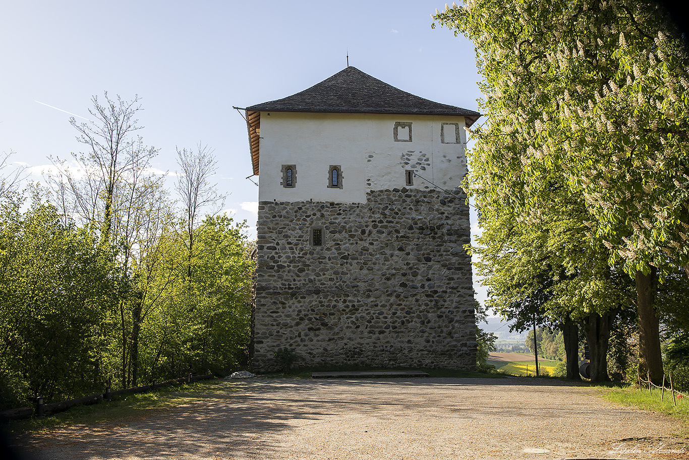 Замок Мёрсбург (Schloss Mörsburg)   