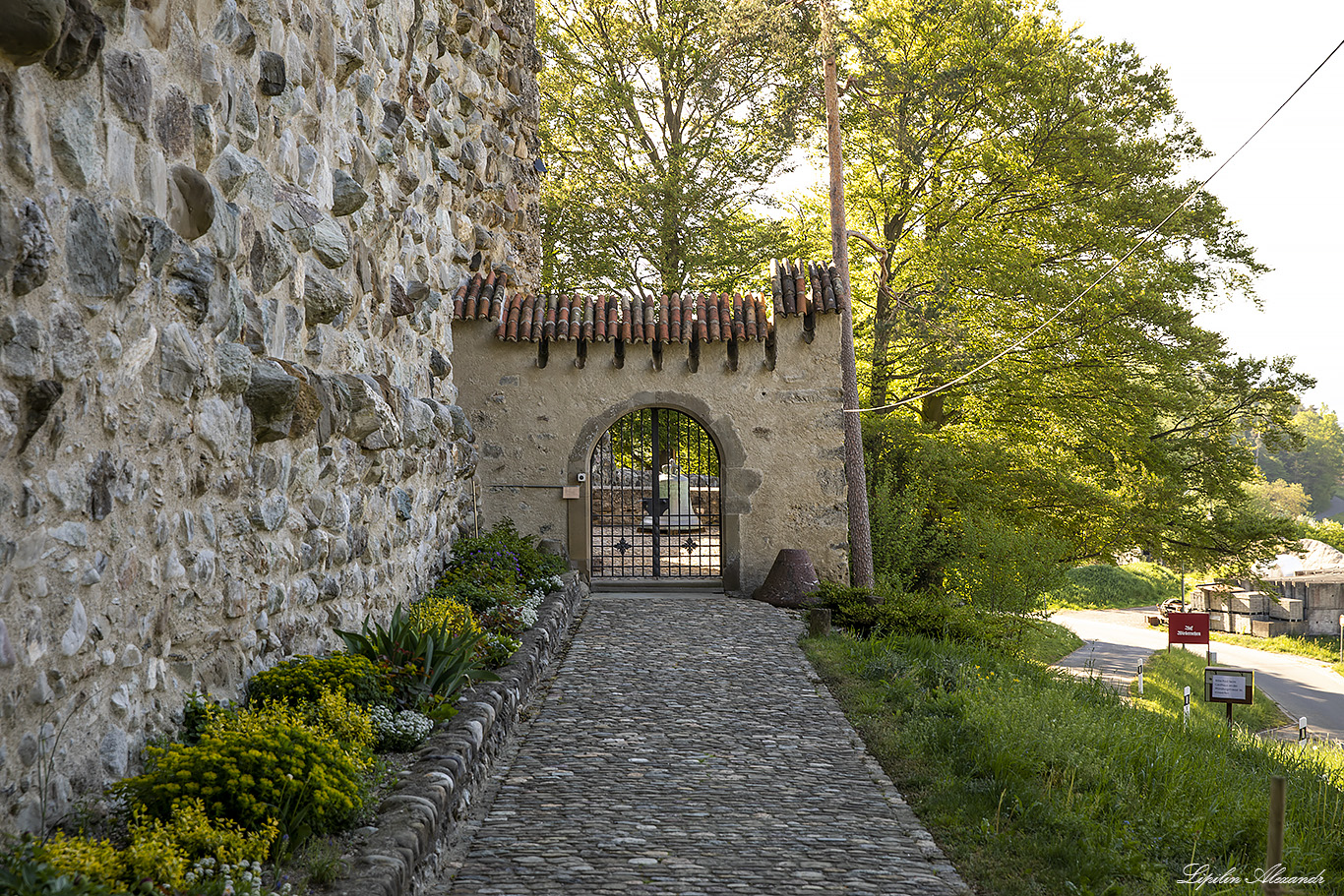 Замок Мёрсбург (Schloss Mörsburg)   