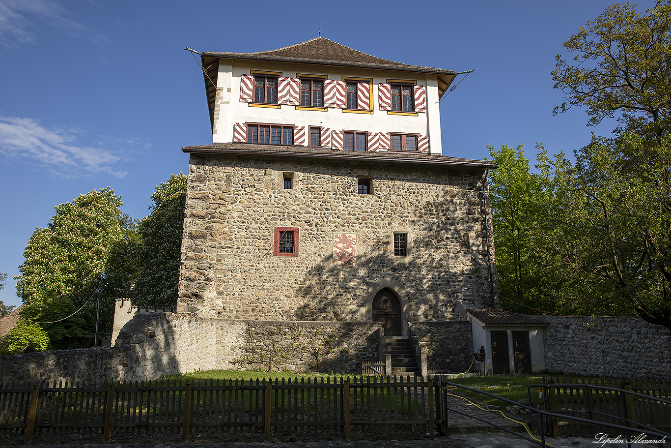 Замок Мёрсбург (Schloss Mörsburg)   