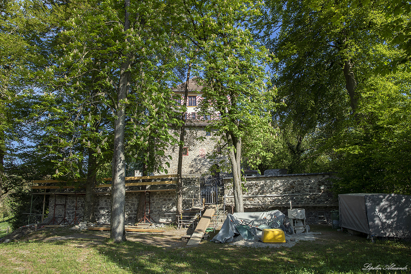 Замок Мёрсбург (Schloss Mörsburg)   