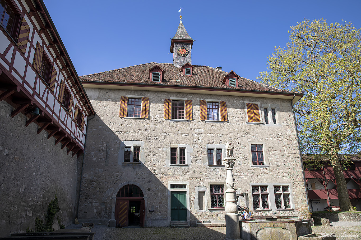 Замок Кибург (Schloss Kyburg)  