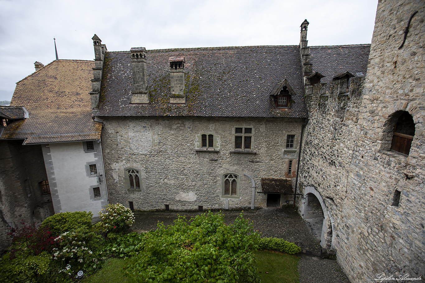 Шильонский замок (Chateau Chillon ) 