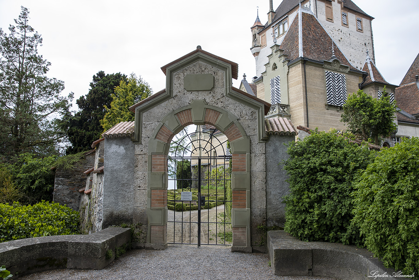 Замок Оберхофен (Schloss Oberhofen) 