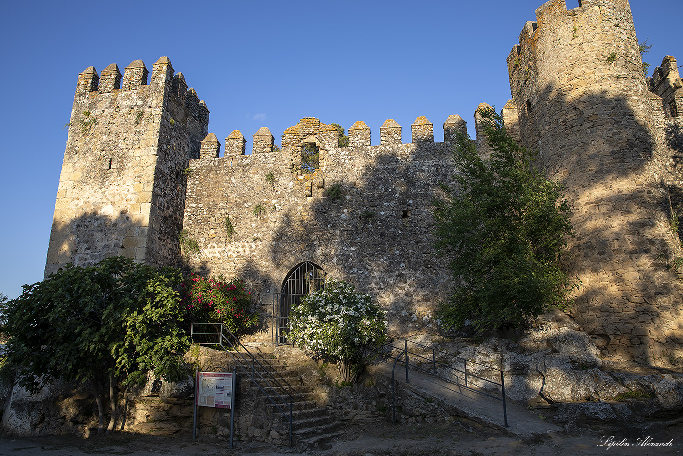 Крепость Агузадерас - (Castillo de Las Aguzaderas)