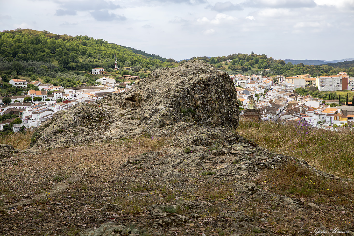 Замок Кортегана (Castillo de Cortegana) 