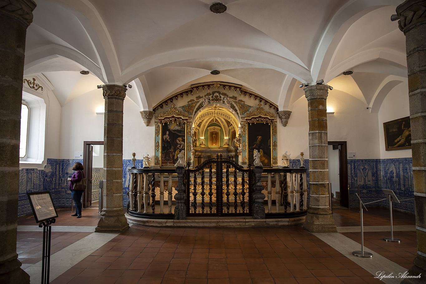 Церковь святого Франциска - Часовня из костей Осуш в Эворе (Capela dos Ossos)