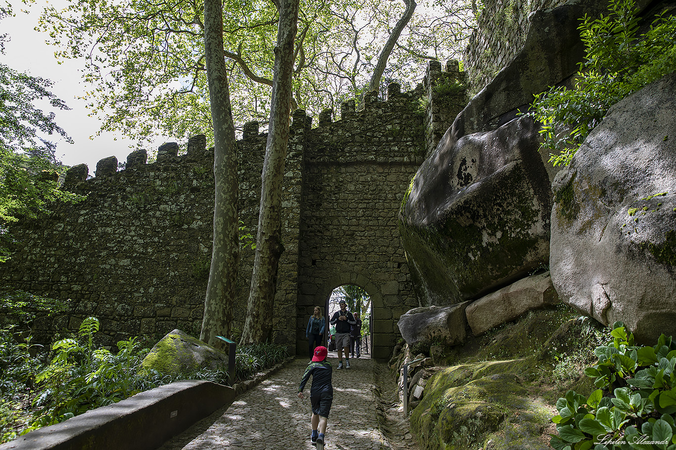 Замок Мавров (Castelo dos Mouros) - Португалия (Portugal)