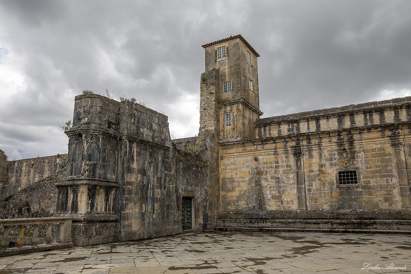 Крепость Томар (Tomar Castle)   и Обитель тамплиеров Конвенту-де-Кришту (Convento de Cristo) Томар (Tomar)