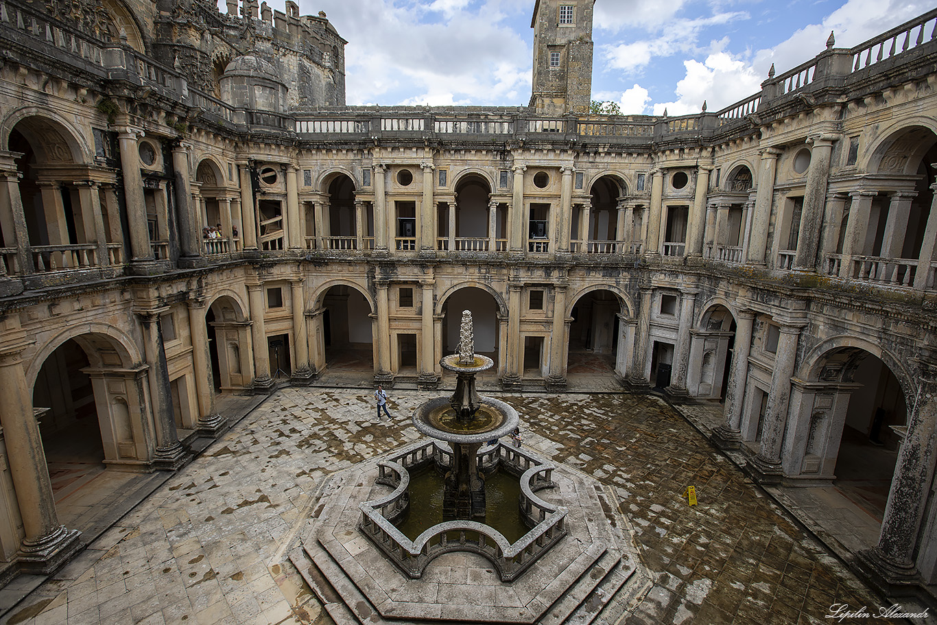 Крепость Томар (Tomar Castle)   и Обитель тамплиеров Конвенту-де-Кришту (Convento de Cristo) Томар (Tomar)