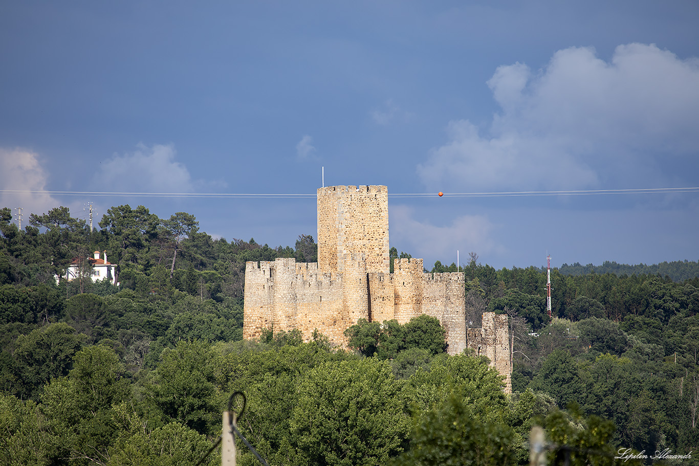 Замок Алмоурол (Castelo de Almourol)