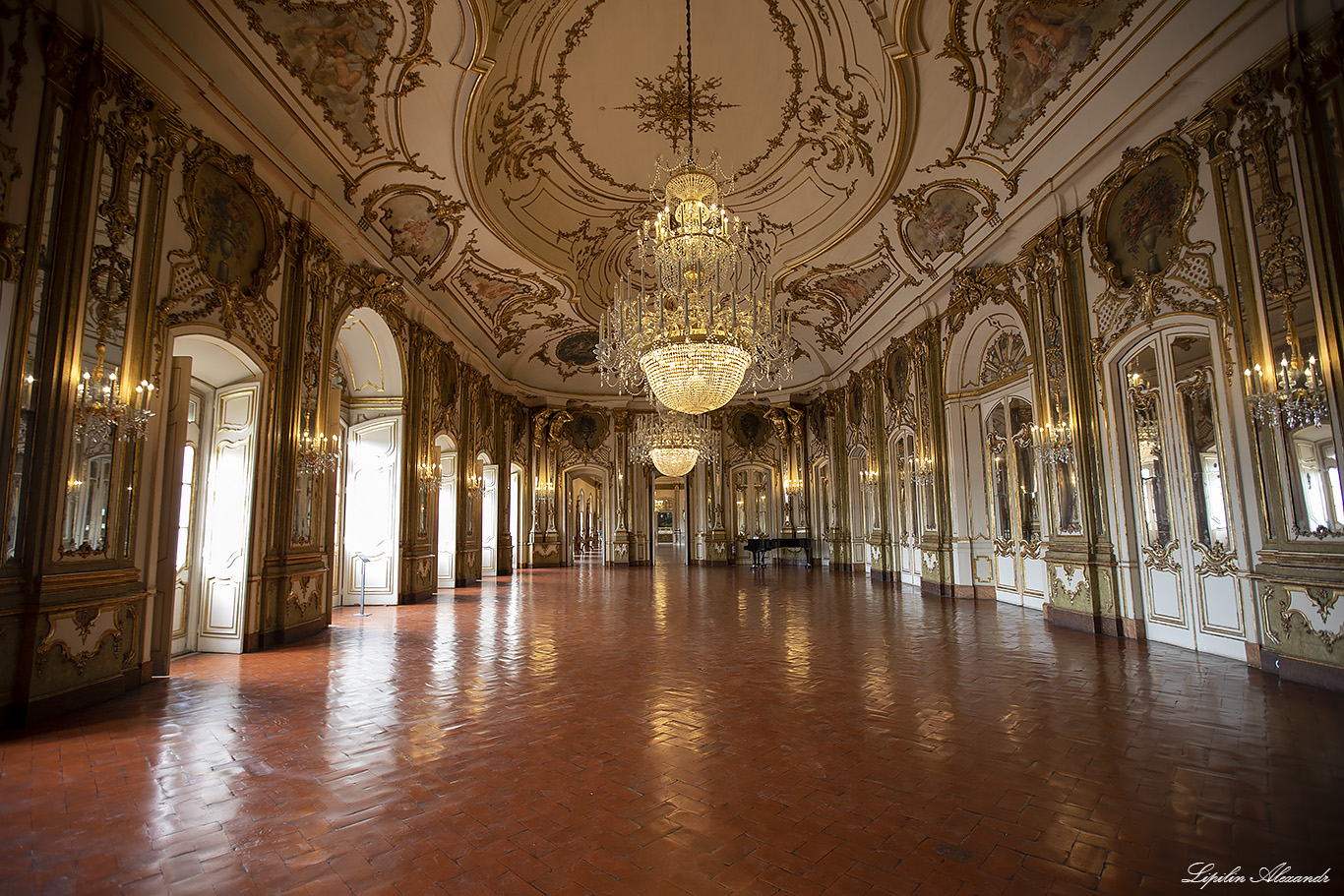 Национальный дворец и Сады Келуш (Palácio Nacional e Jardins de Queluz) Келуш (Queluz) - Португалия (Portugal)