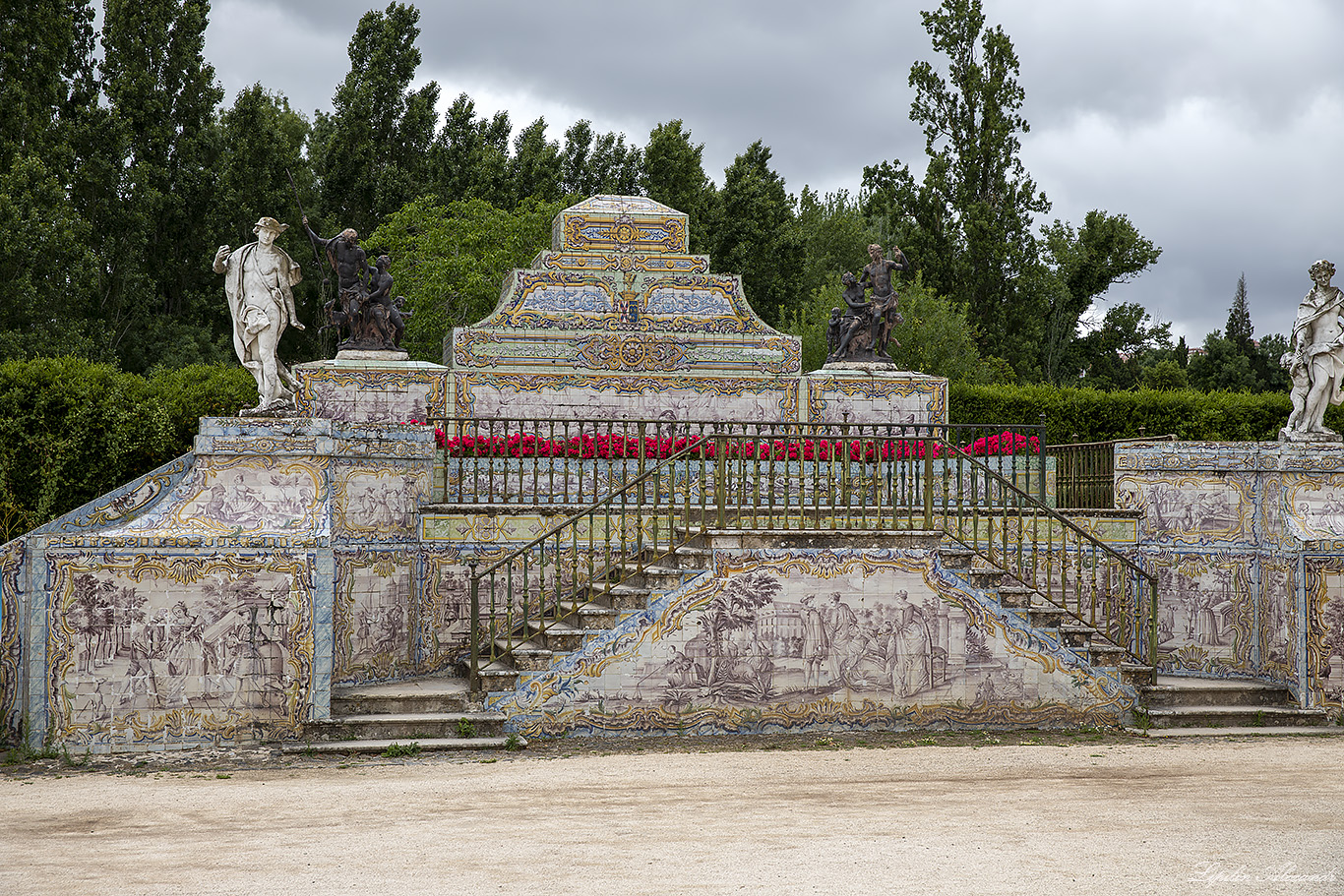 Национальный дворец и Сады Келуш (Palácio Nacional e Jardins de Queluz) Келуш (Queluz) - Португалия (Portugal)