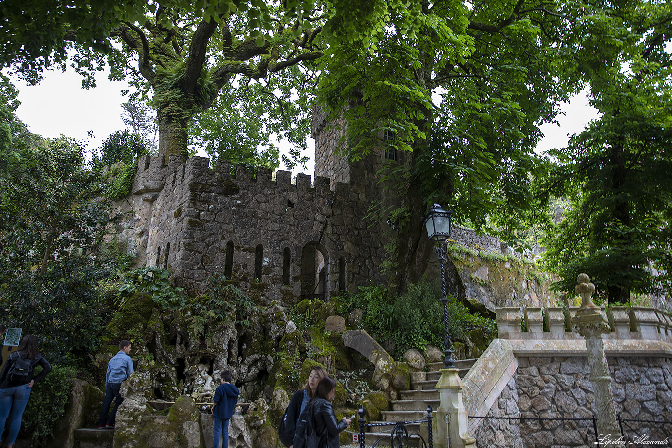 Кинта да Регалейра (Quinta da Regaleira) - Португалия (Portugal)