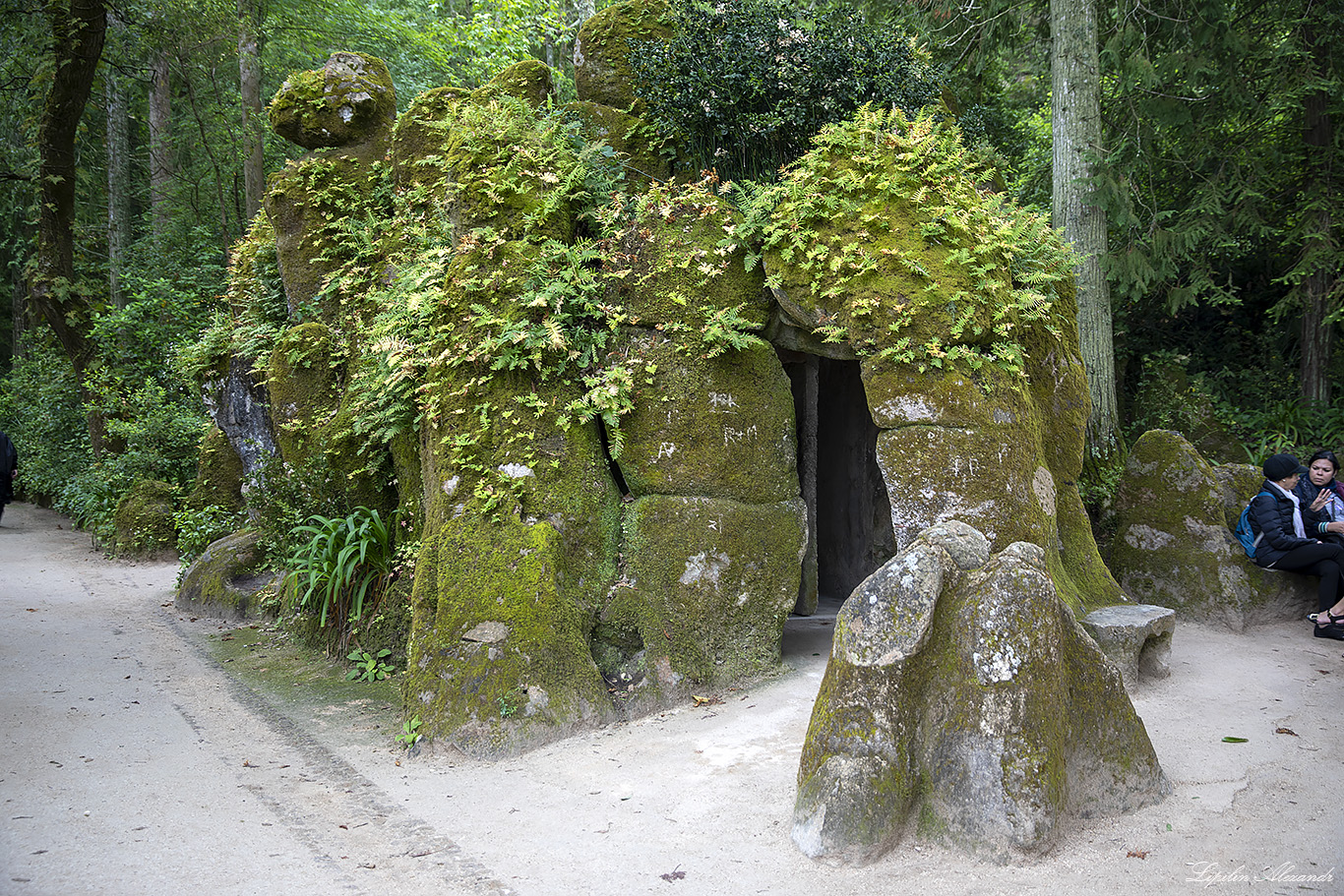 Кинта да Регалейра (Quinta da Regaleira) - Португалия (Portugal)