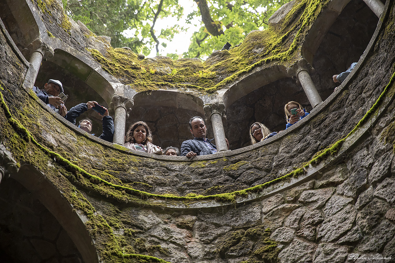 Кинта да Регалейра (Quinta da Regaleira) - Португалия (Portugal)