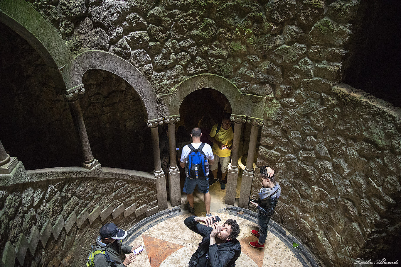 Кинта да Регалейра (Quinta da Regaleira) - Португалия (Portugal)