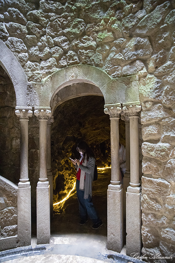 Кинта да Регалейра (Quinta da Regaleira) - Португалия (Portugal)