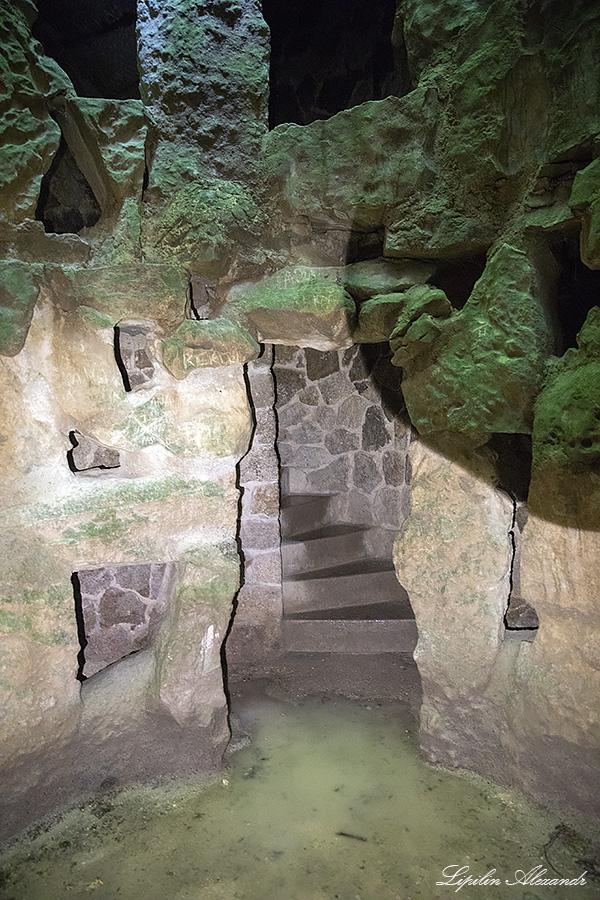 Кинта да Регалейра (Quinta da Regaleira) - Португалия (Portugal)