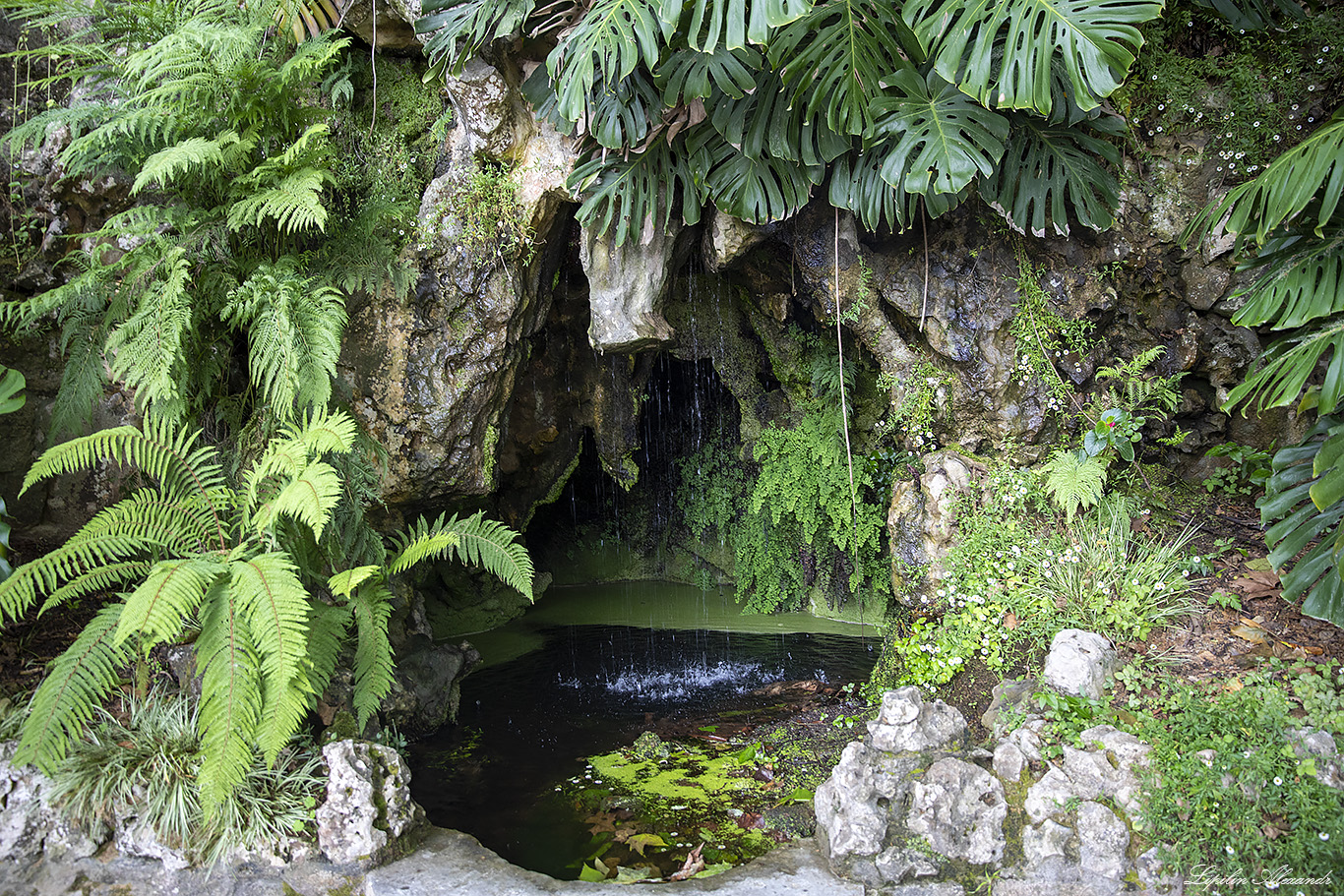 Дворец Регалейра - Кинта да Регалейра (Quinta da Regaleira) - Португалия (Portugal)