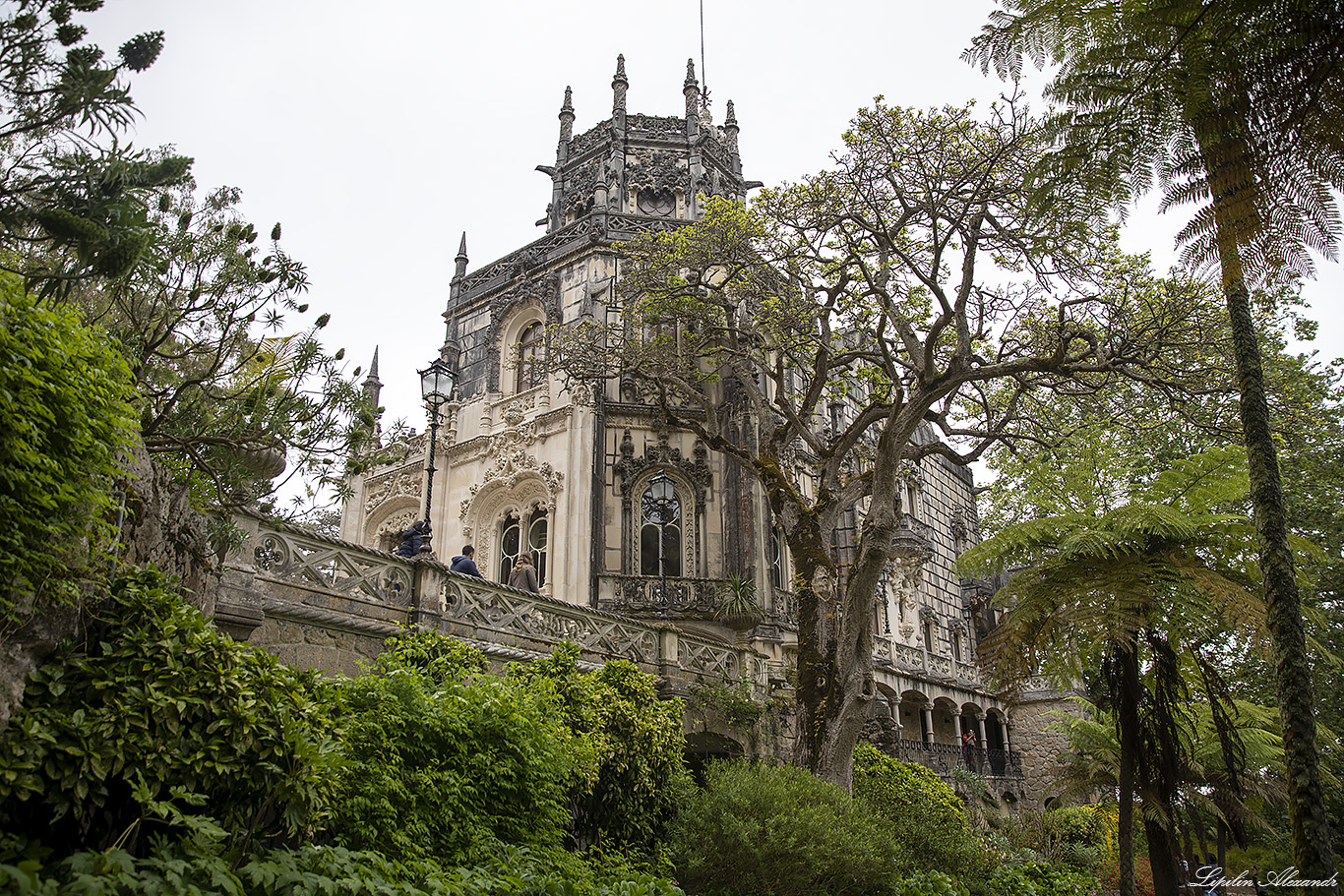 Дворец Регалейра - Кинта да Регалейра (Quinta da Regaleira) - Португалия (Portugal)