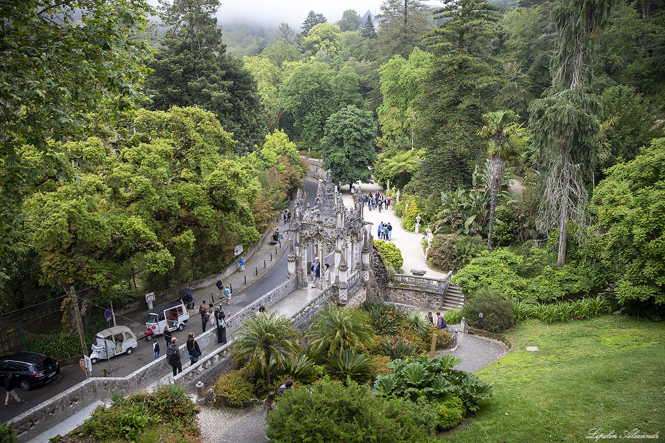 Дворец Регалейра - Кинта да Регалейра (Quinta da Regaleira) - Португалия (Portugal)