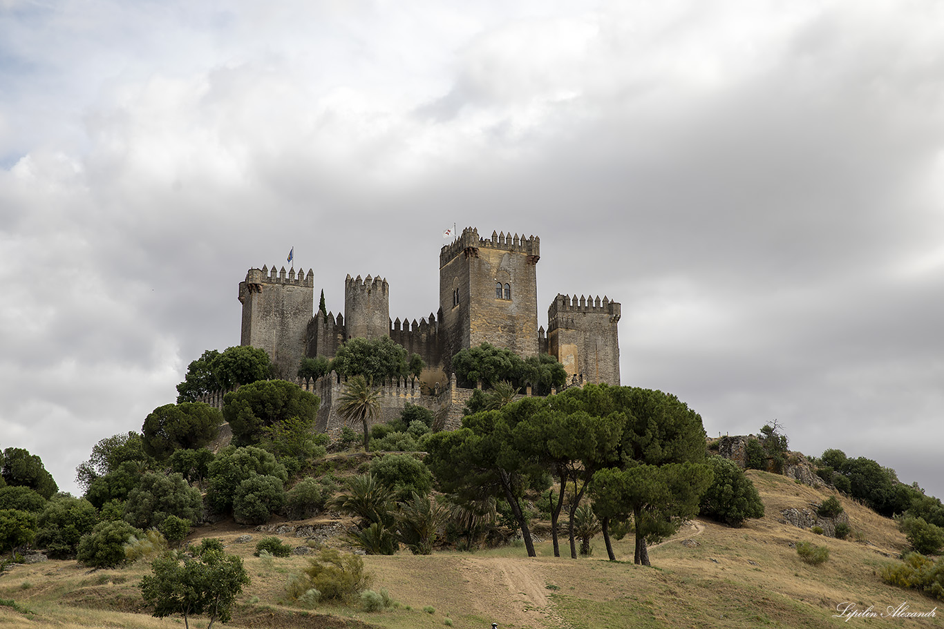 Замок Альмодовар - (Castle of Almodovar del Rio) - Испания (Spain)