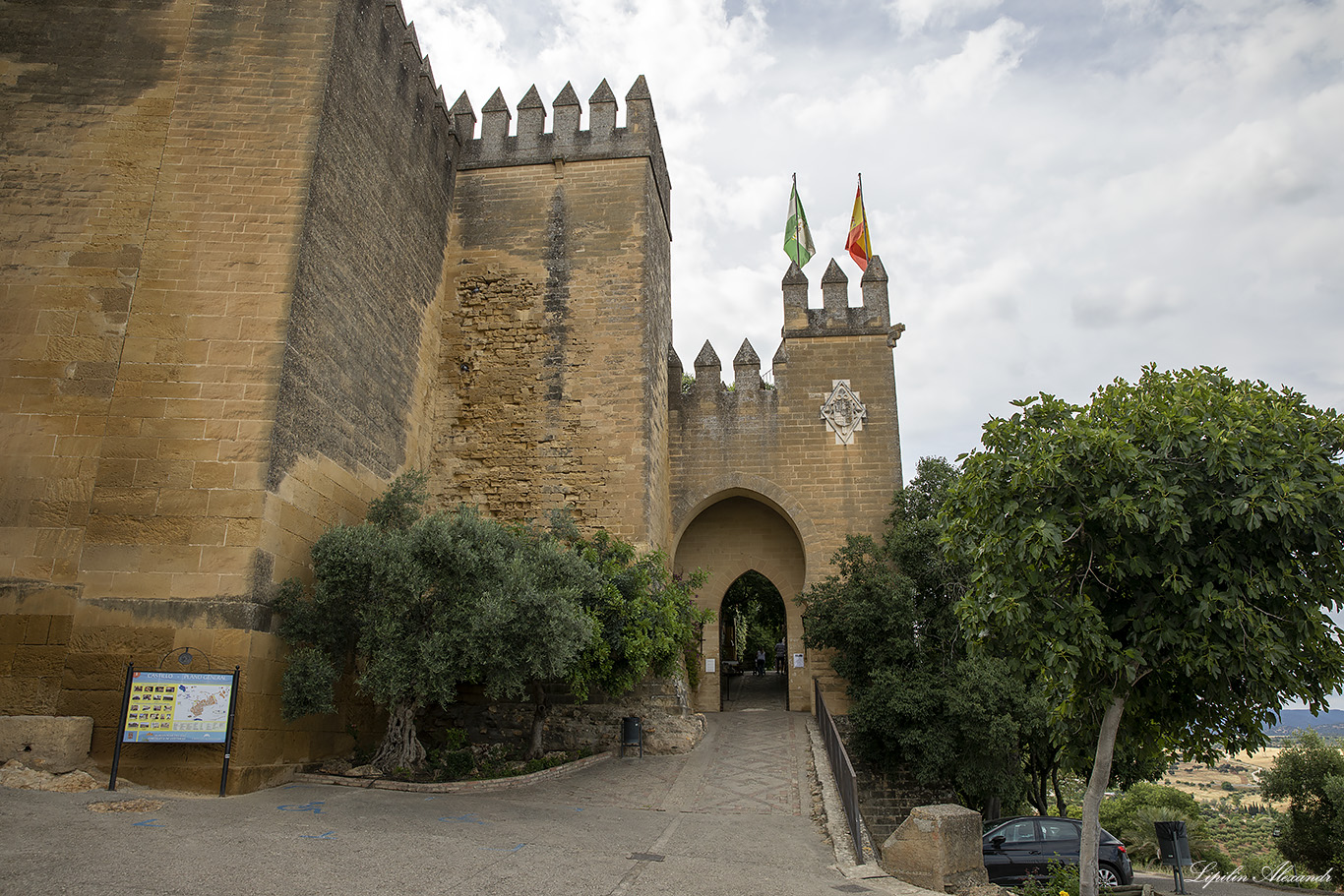 Замок Альмодовар - (Castle of Almodovar del Rio) - Испания (Spain)