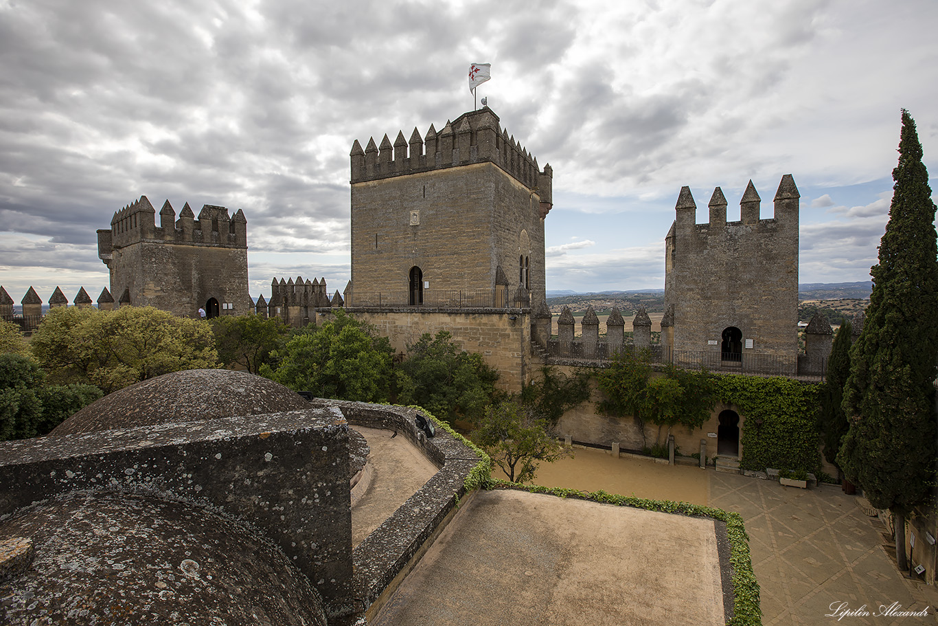 Замок Альмодовар - (Castle of Almodovar del Rio) - Испания (Spain)